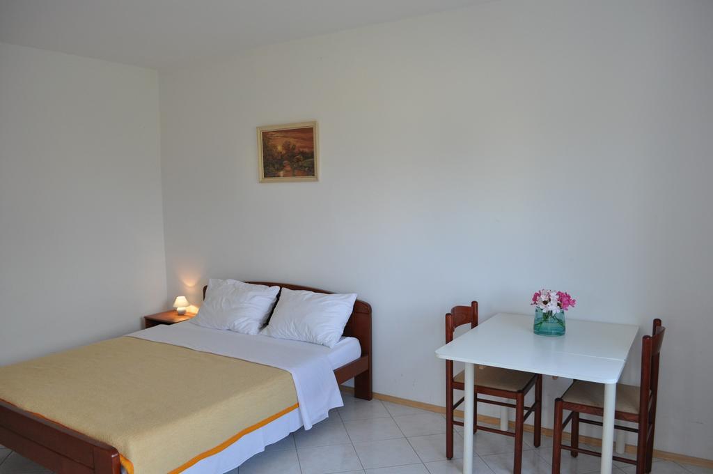 Apartments Smilja Ljubač المظهر الخارجي الصورة