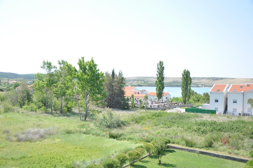 Apartments Smilja Ljubač المظهر الخارجي الصورة